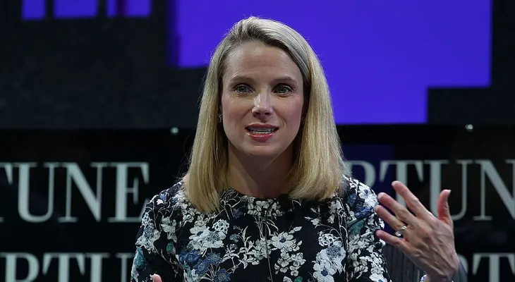La millonaria indemnización que se llevaría Marissa Mayer si la despiden de Yahoo