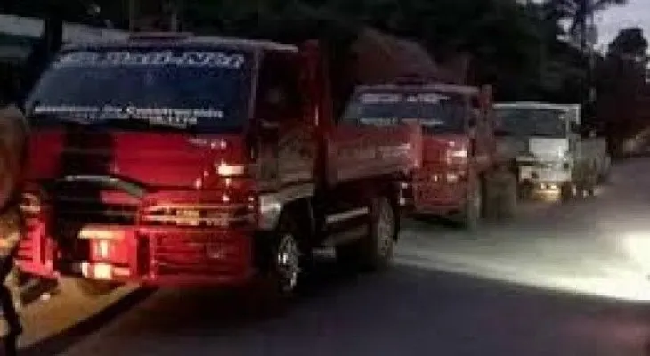Cesfront ocupa camiones haitiano transportarían cemento de contrabando hacia su territorio