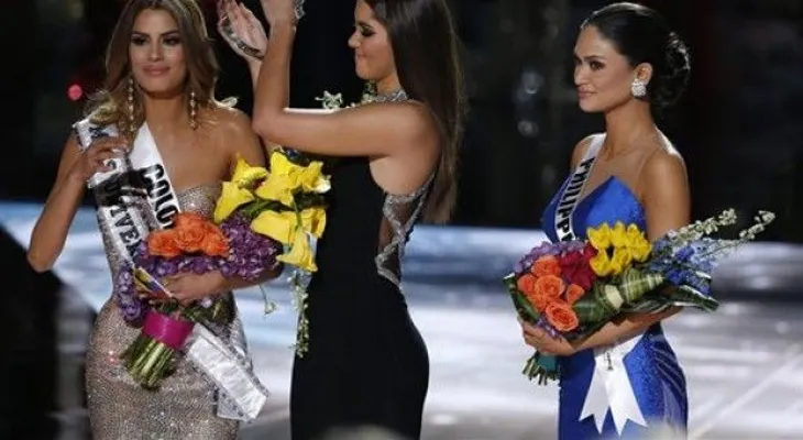 Colombiana coronada por "error" como Miss Universo dice que "fue muy humillante" para ella