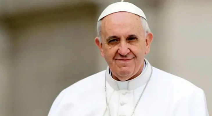 El papa desea que la Super Bowl sea "símbolo de paz, amistad y solidaridad"