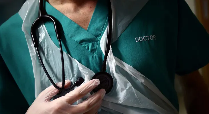 Identifican signos de pancreatitis relacionados con el coronavirus