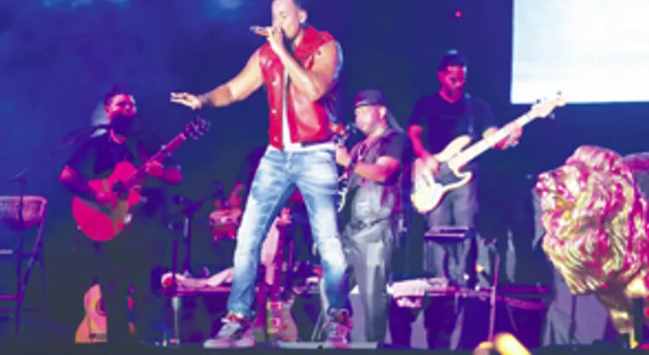 El desconcierto de Romeo Santos otros lo han vivido