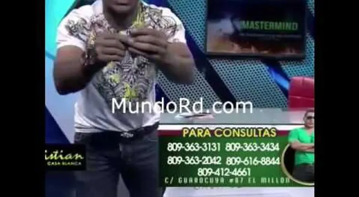Cristian Casa Blanca siempre quiere llamar la atención: Ahora rompe dinero (VIDEO)