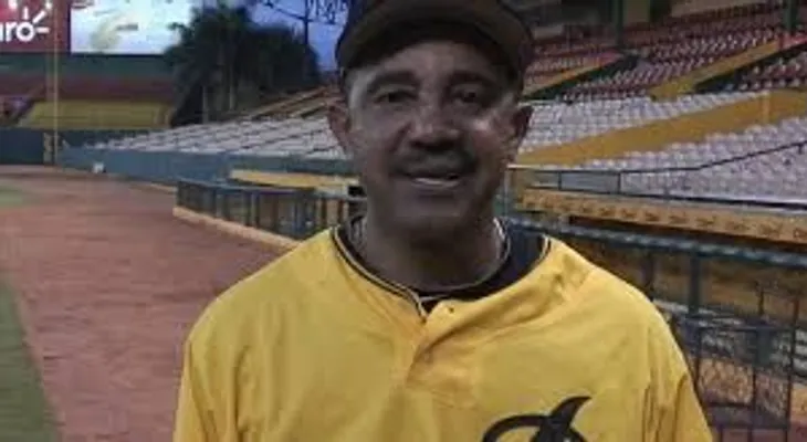 Aguilas habrían ofrecido a Tony Peña, vacante de Acta; presidente equipo confirma reunión 