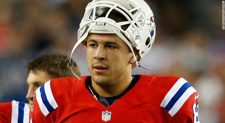 La gloria y la caída de Aaron Hernandez: la historia del exjugador de los Patriots