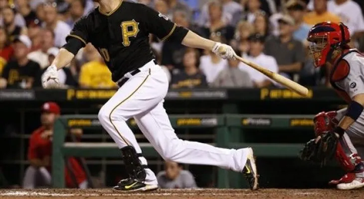 Con triple play, Piratas doblegan a Cardenales 