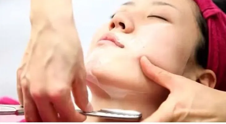 El Afeitado femenino; una nueva tendencia que exfoliará tu piel