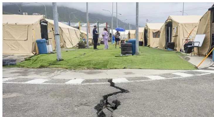 Venezolanos ayudan como intérpretes tras los terremotos