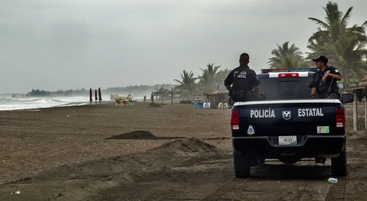 El huracán Patricia gana más fuerza mientras se acerca a las costas de México