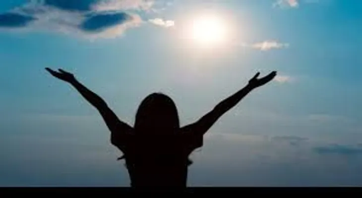 Tomar el sol 5 minutos para adquirir vitamina D y protegerte del coronavirus 