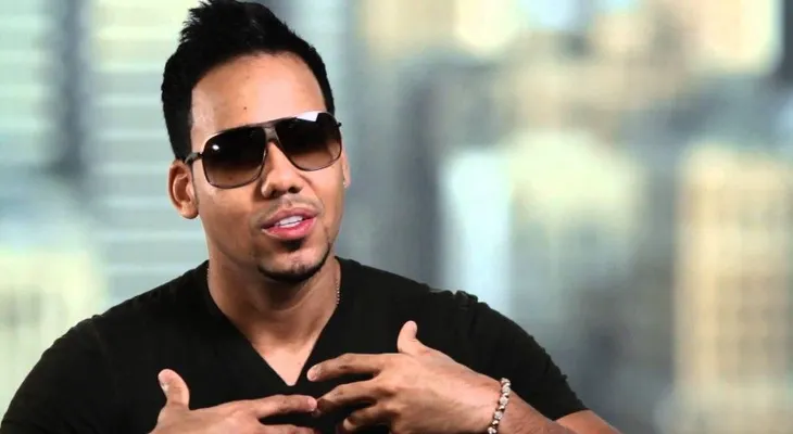 Los cirqueros insinúan Romeo tiene un interés especial por Joel Santos (VIDEO)