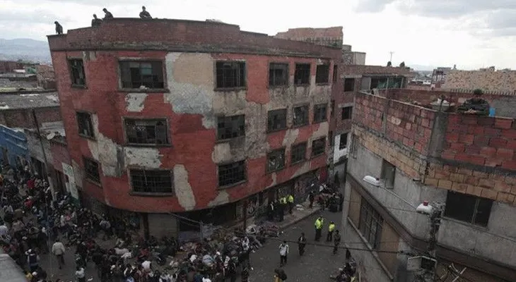 Una historia del Bronx: El enano de 17 años que iba de rumba con niños travestidos en Bogotá