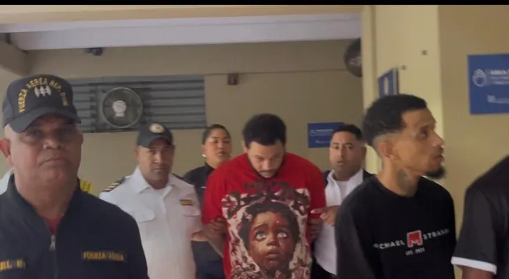 Juez aplaza medida de coerción contra «Macho» por muerte de chofer de camión recolector en Santiago