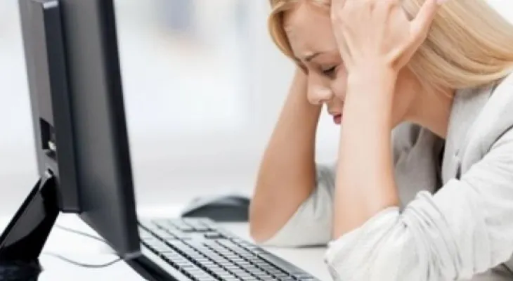 El estrés en el trabajo puede causar nerviosismo o incertidumbre y durar mucho tiempo 