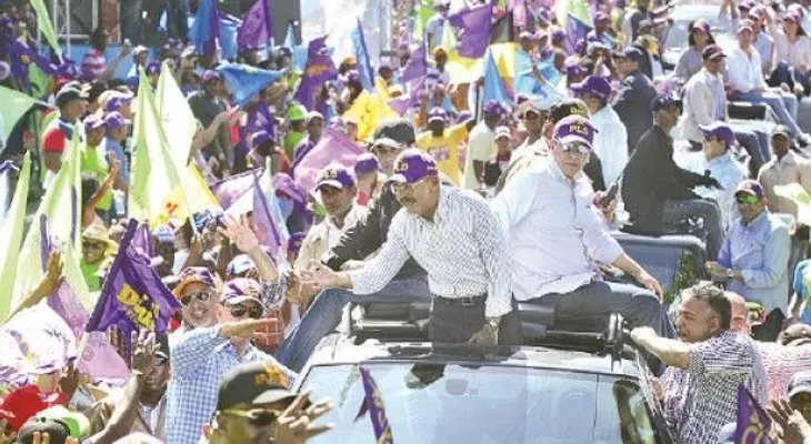 Danilo Medina recorrió Samaná, Duarte y María Trinidad Sánchez