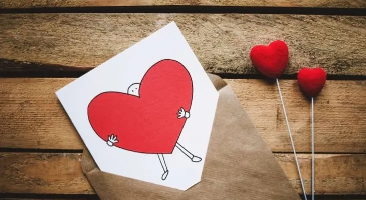 Toma nota: Estos son los peores regalos para darle a tu pareja en San Valentin