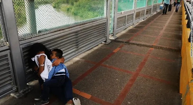 El gobierno de EE.UU. revela los nombres de los menores de 5 años separados en la frontera