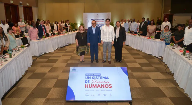 Consulta para construir un nuevo Sistema Nacional de Derechos Humanos.