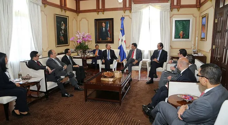 DM sostiene encuentro con  funcionario de Puerto Rico