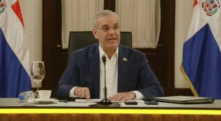 Abinader advierte que quienes cometan delitos enfrentarán penas severas