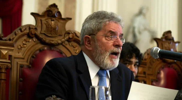 Registran el domicilio del expresidente brasileño Lula da Silva