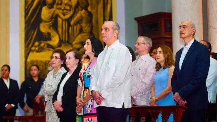 Abinader celebra su cumpleaños con una misa