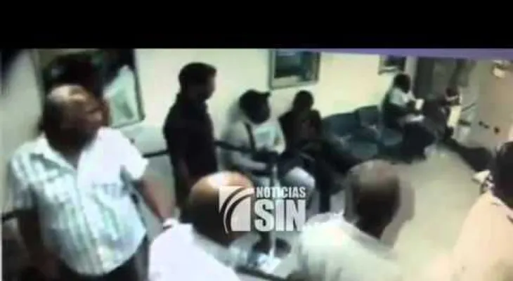 Video muestra cuando asaltan Banco Popular de la Luperón