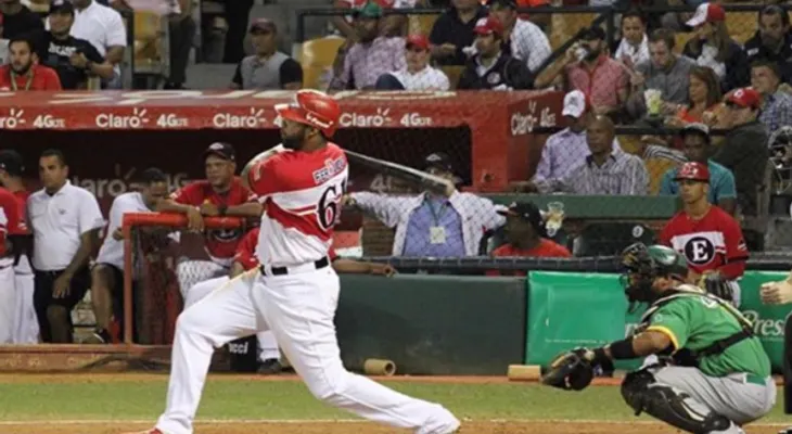 Escogido vence 11-2 a las Estrellas