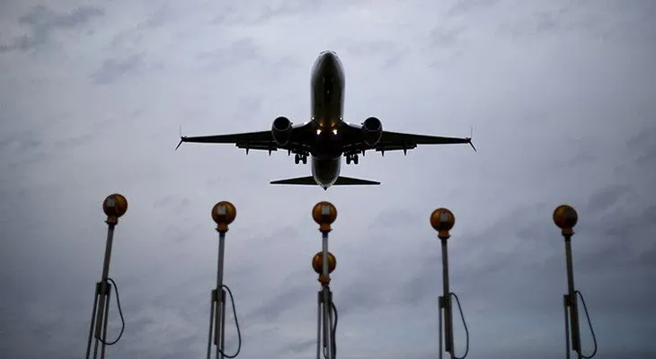 ¿Qué extraña enfermedad causa el desmayo de la tripulación de American Airlines?
