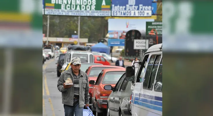 Ecuador refuerza seguridad en la frontera con Colombia por proceso de paz con las FARC