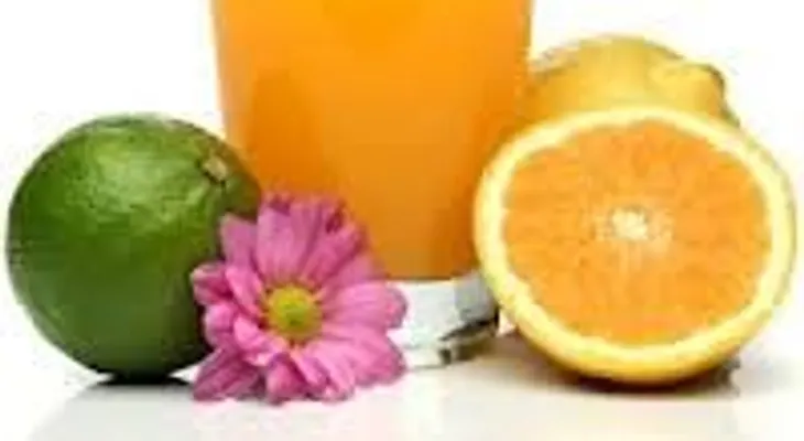 Para protegernos de enfermedades: Vitamina C y D; jugo de limón y de naranja; comer mandarina y aguacate