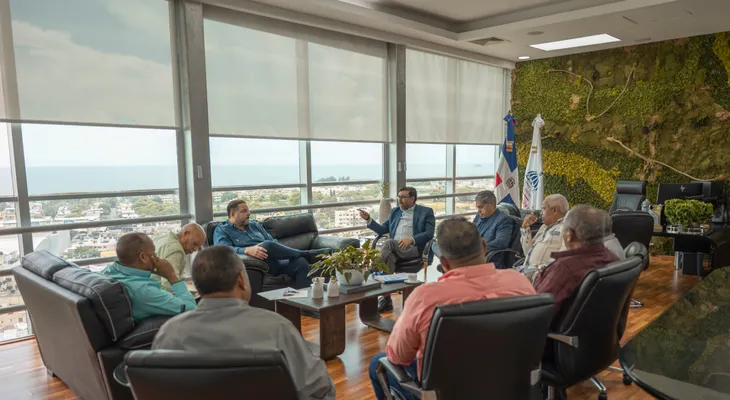 Ministerio de Medio Ambiente, INDRHI y Consejo Nacional de Regantes coordinarán intervenciones en sistemas de riego