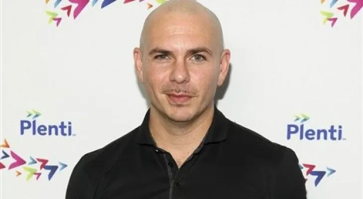 Pitbull y los Estefan a Festival de People en Español