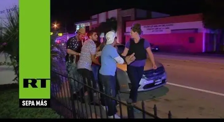 FUÉRTES IMÁGENES: La Policía evacúa a las víctimas del sangriento tiroteo en Orlando
