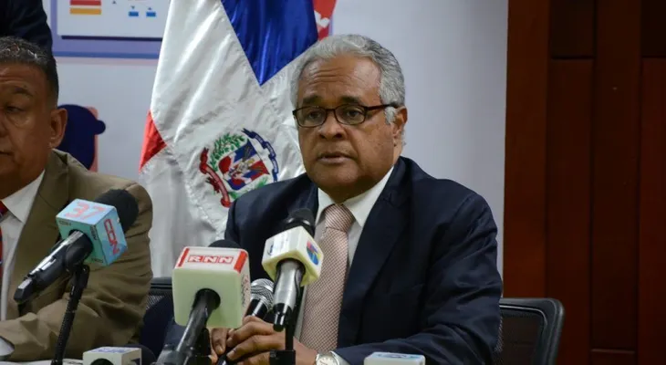 Aumentan a 72 los casos de coronavirus en RD, con otros 38 