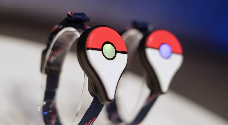 El lanzamiento de Pokémon GO Plus se retrasará hasta septiembre