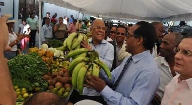 OMSA e Inespre inauguran mercado de alimentos a bajo costo