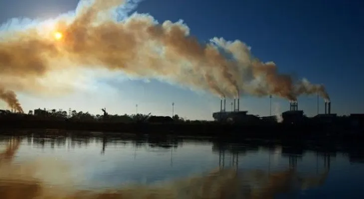 El aire contaminado nos endurece la arterias