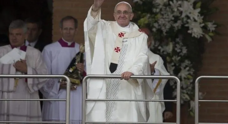 El Papa promete volver a Brasil en cuatro años