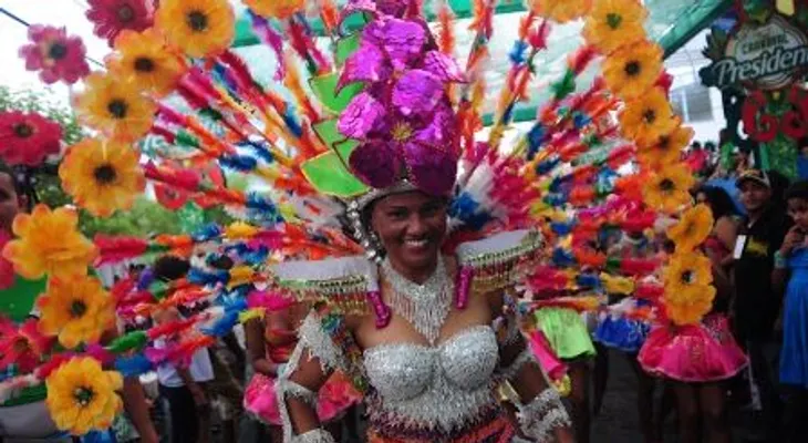 Espectacular cierre Carnaval de Bonao 2015.-