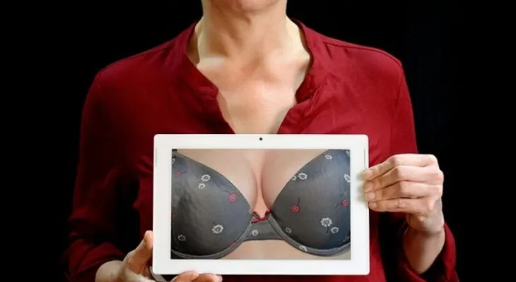 Mujer pierde un seno y su esposo le imprime uno en 3D