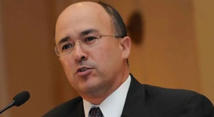 Procurador niega que esté estancada investigación sobre compra de tucanos