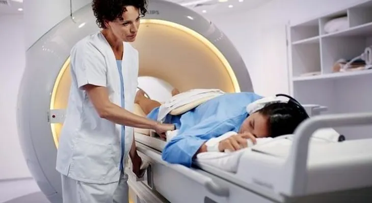 Tecnología detecta cáncer de mama con saliva