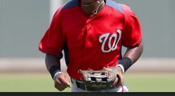 Nacionales suben a Rafael Bautista y se convierte en el dominicano 694 en jugar Grandes Ligas