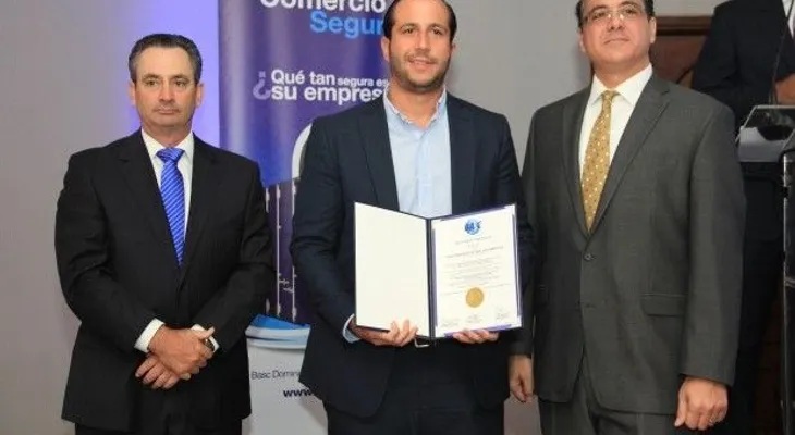 28 empresas del país logran certificaciones de BASC