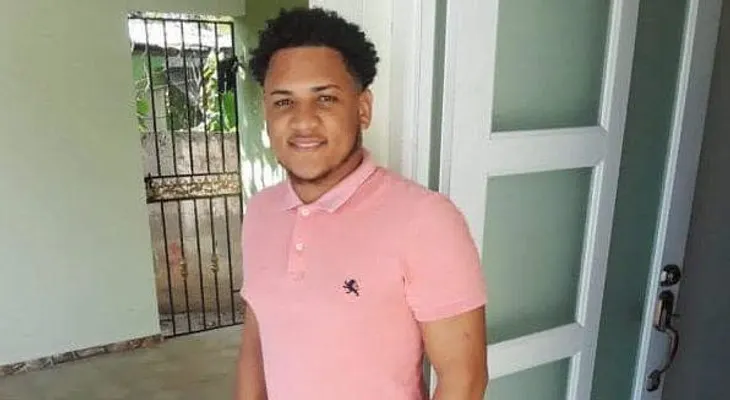 Teódulo José Calcaño (Bilmar), fue el joven que murió durante una riña en Nagua; otro resultó herido