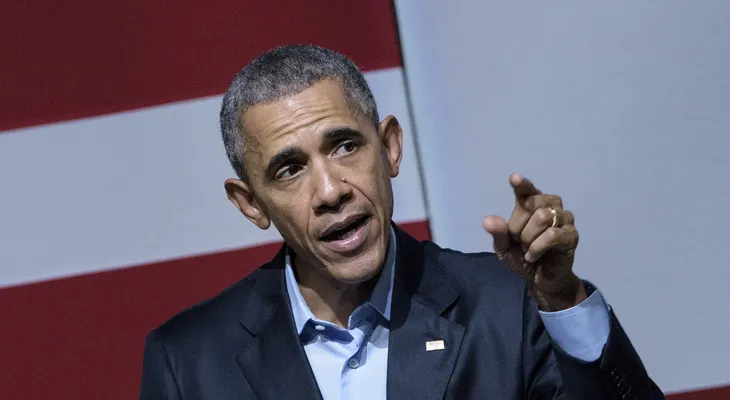 Obama dice que Estados Unidos logró "contener" a ISIS