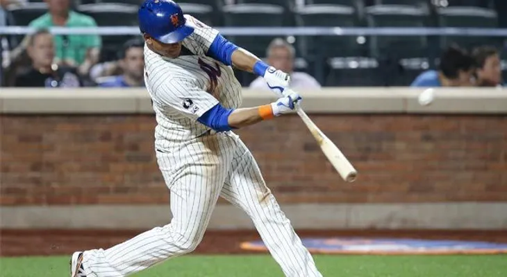 Con jonrón de Lagares, Mets vencen a Bravos 