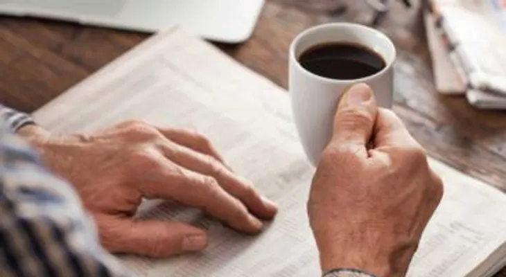 Determinan por 1ra vez que más de seis tazas de café al día pueden llevarte de "patitas"al cardiólogo
