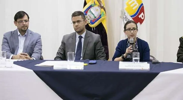 Aumentan a 15 los muertos por beber alcohol industrial en Ecuador